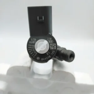 BOSCH felújított injektor 0445110743